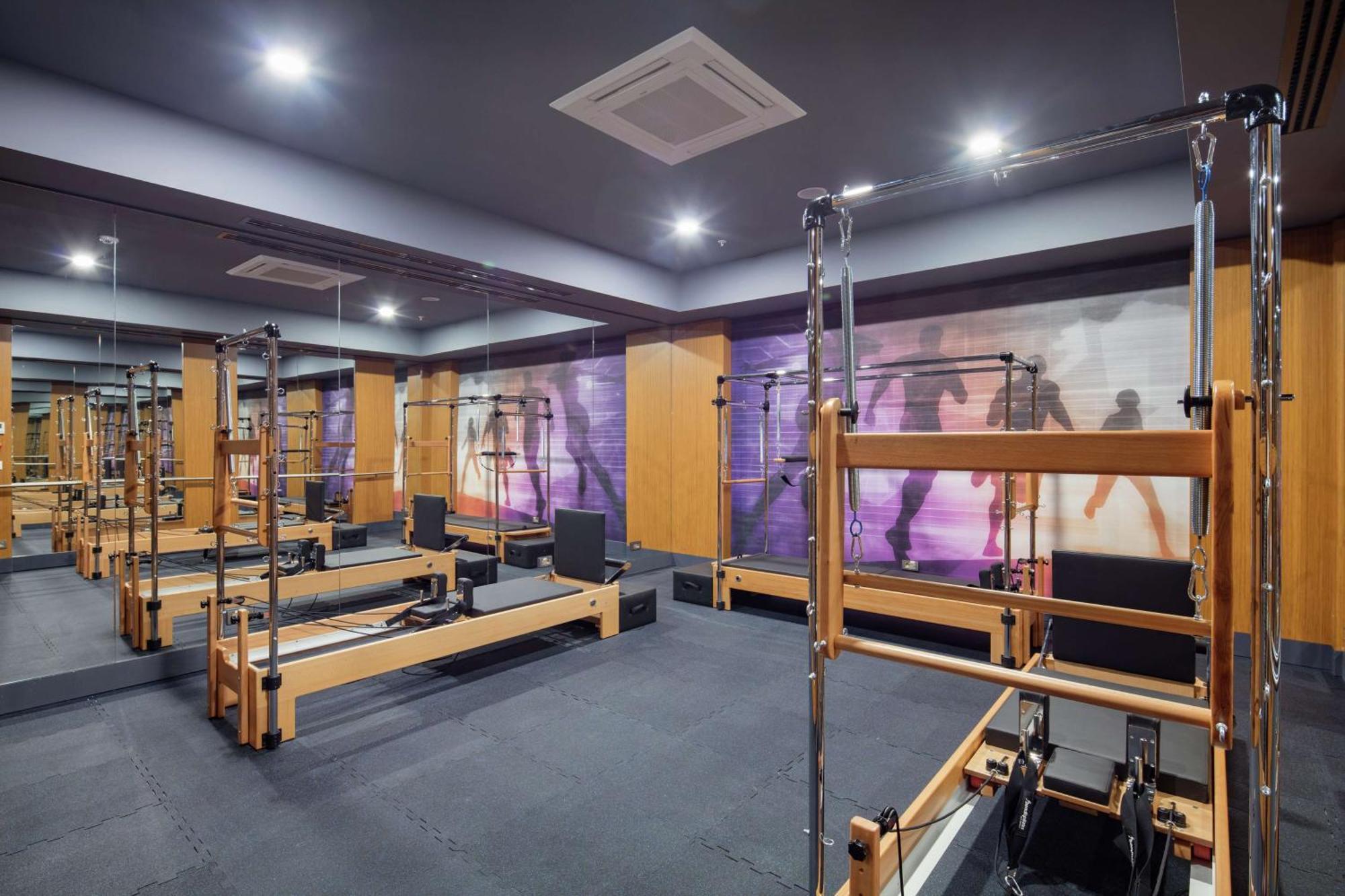Doubletree By Hilton Antalya City Centre Экстерьер фото Pilates studio